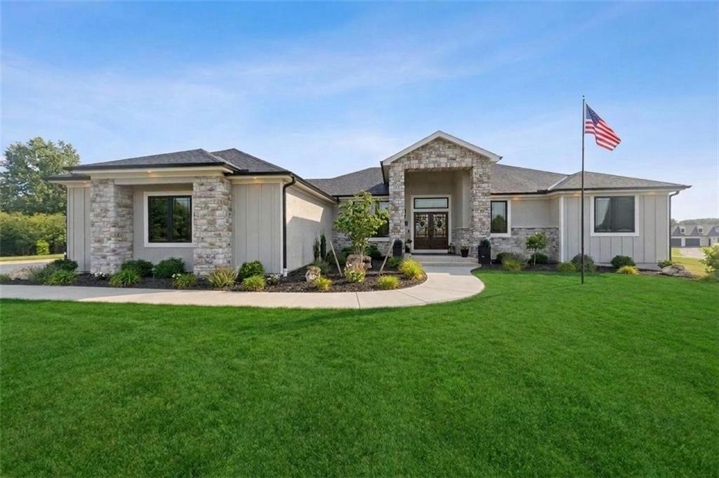 Photo of 7555 NW Fawn Circle Parkville MO 64152