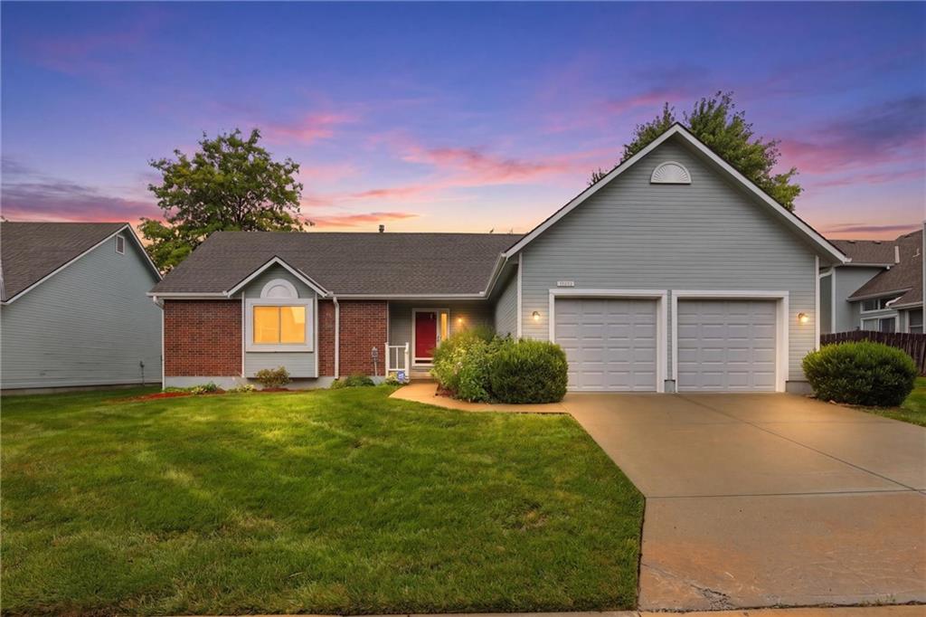 Photo of 15724 Travis Street Overland Park KS 66223
