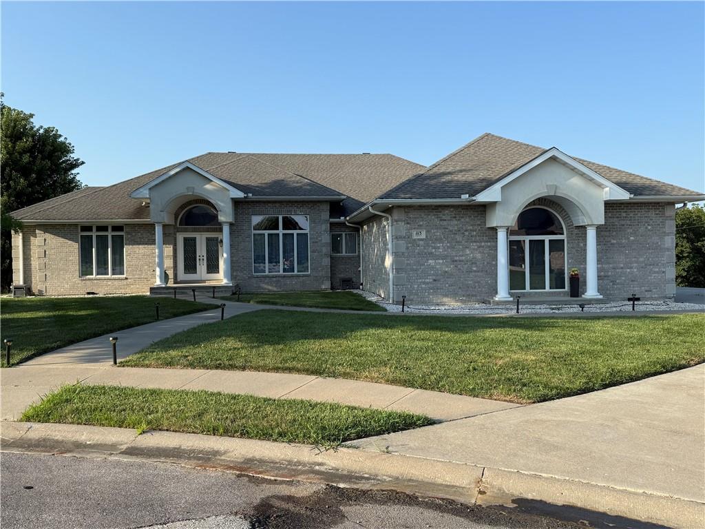 Photo of 1113 Saxony Court Warrensburg MO 64093