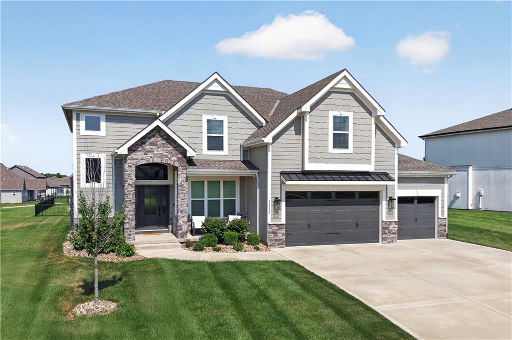 Photo of 11414 Bluestem Drive Kearney MO 64060