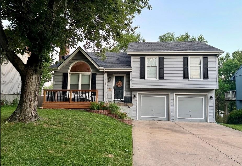 Photo of 9717 NW 86th Terrace Kansas City MO 64153
