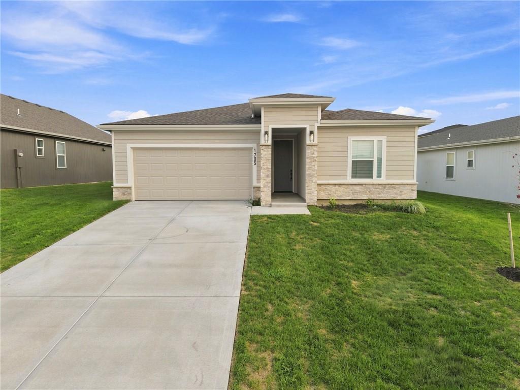 Photo of 1705 NW 105th Terrace Kansas City MO 64155
