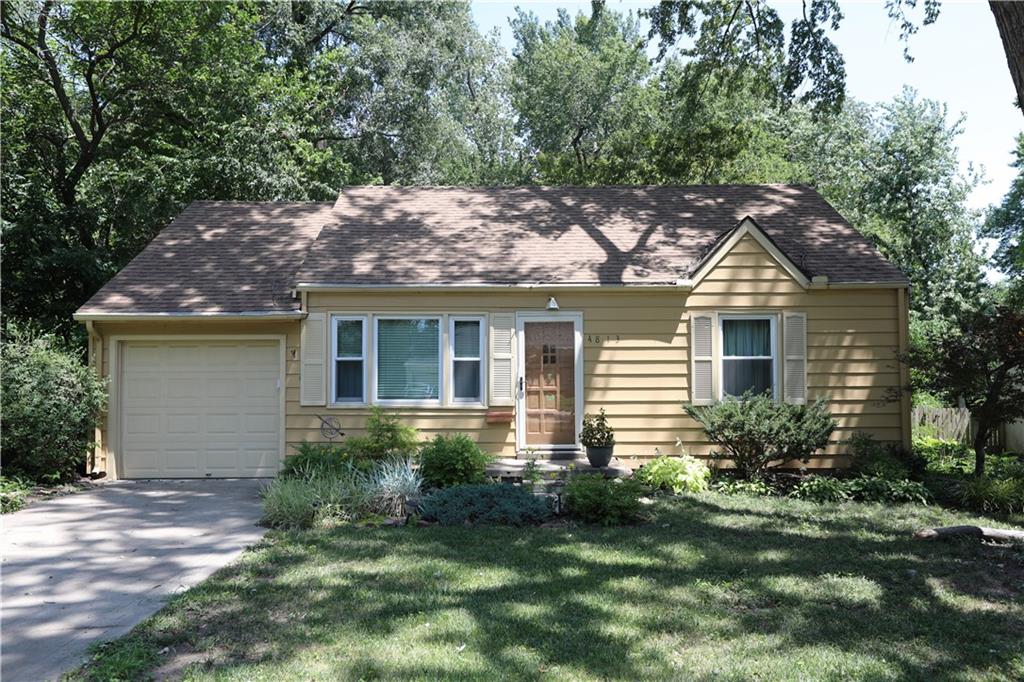 Photo of 4813 Canterbury Street Roeland Park KS 66205