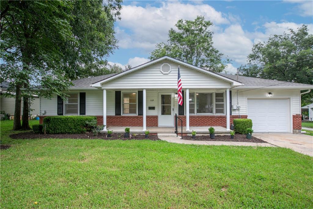 Photo of 109 Delaware Street Butler MO 64730