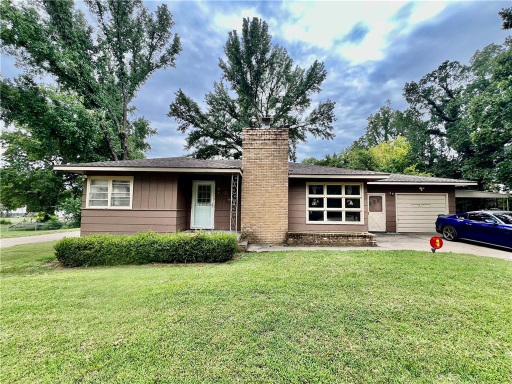 Photo of 417 E Edison Street Independence KS 67301