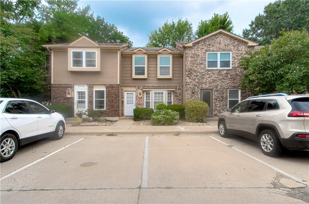 Photo of 727 SW Liggett Road #B Blue Springs MO 64015