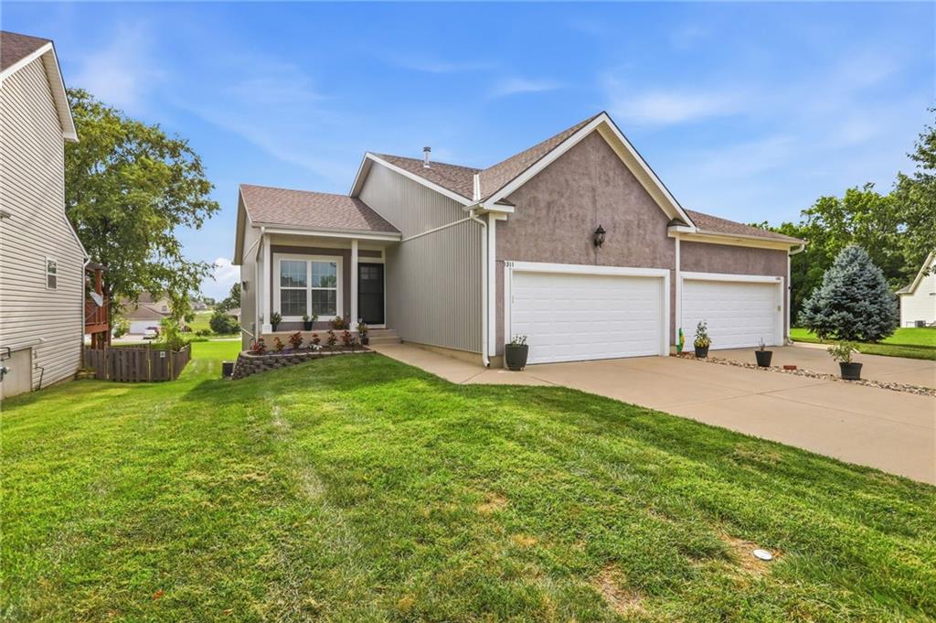 Photo of 1311 N 158th Court Basehor KS 66007