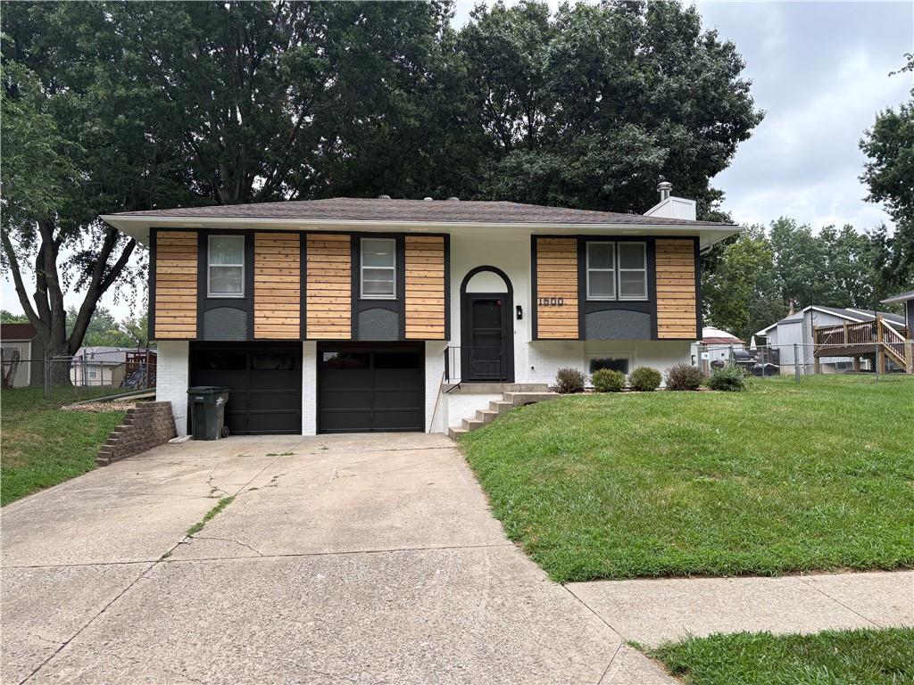 Photo of 1500 NW 50th Street Blue Springs MO 64015