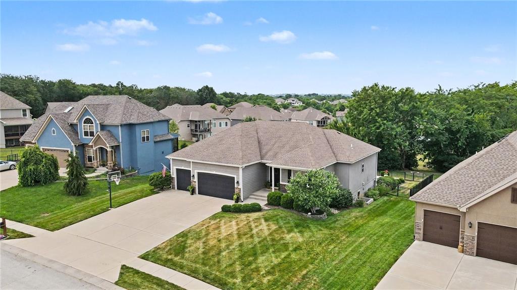 Photo of 701 Indian Trail Court Smithville MO 64089