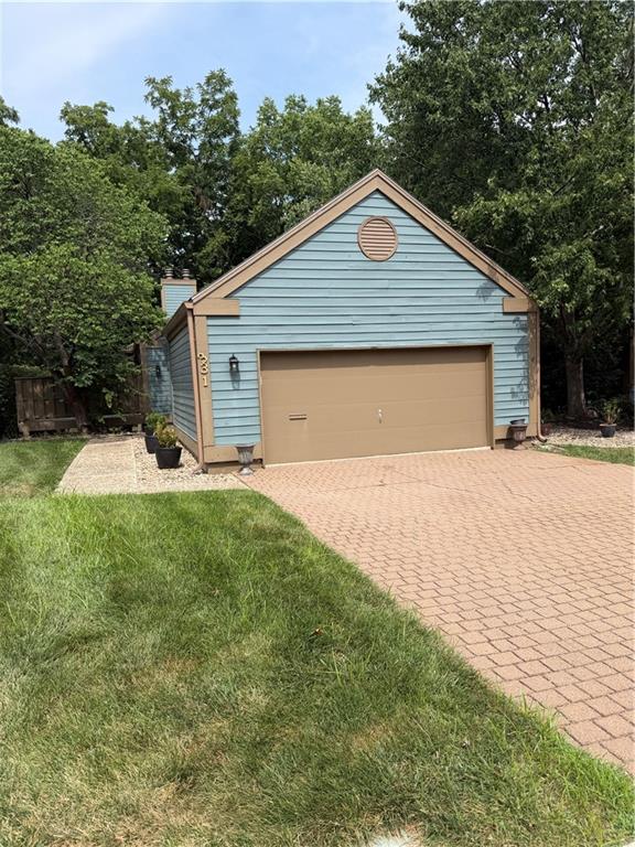 Photo of 331 Westwoods Circle Liberty MO 64068