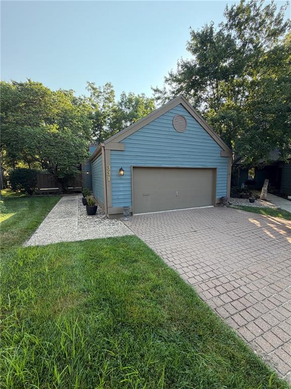 Photo of 331 Westwoods Circle Liberty MO 64068