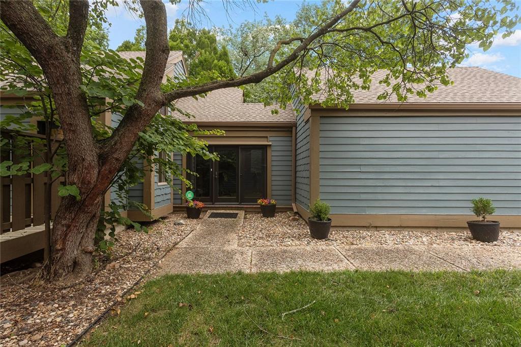 Photo of 331 Westwoods Circle Liberty MO 64068