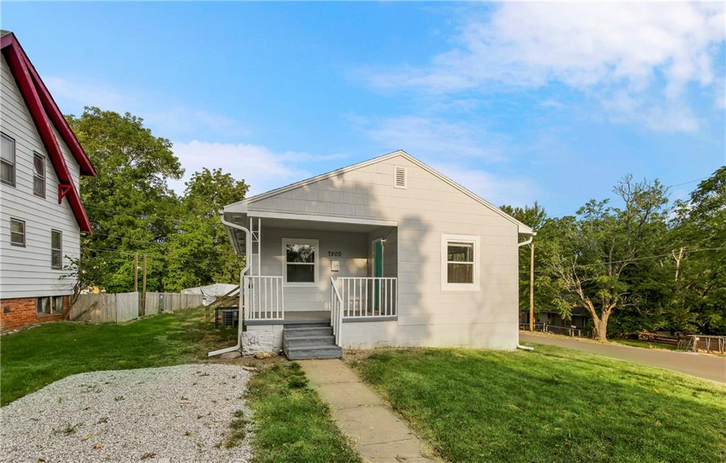 Photo of 7900 CHESTNUT Avenue Kansas City MO 64132