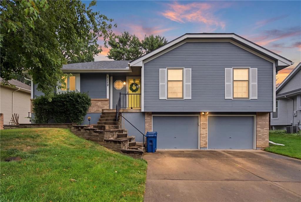 Photo of 1112 SW Breckenridge Court Blue Springs MO 64015