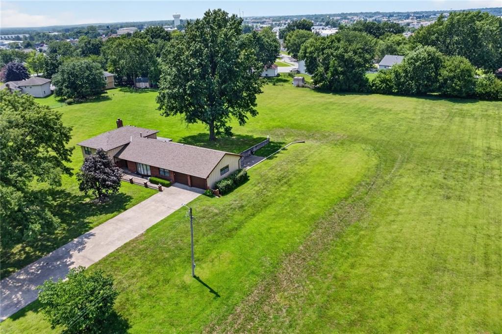 Photo of 16904 Kentucky Road Belton MO 64012