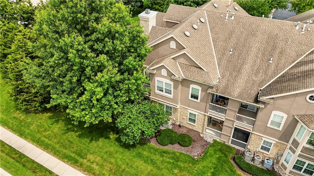 Photo of 15900 Granada Street #110 Stilwell KS 66085