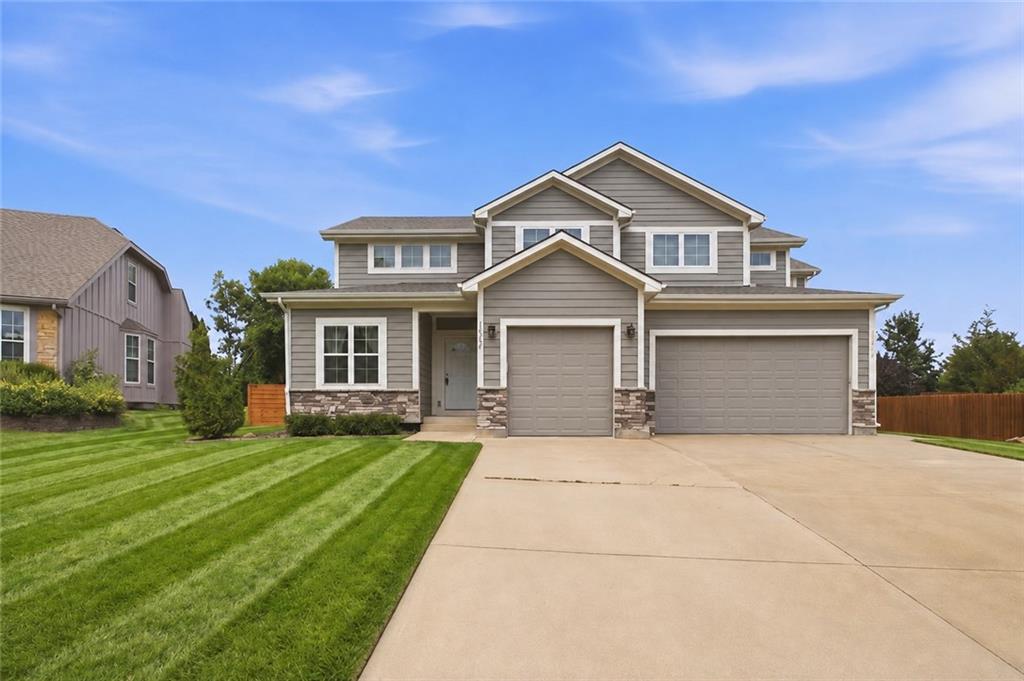 Photo of 10906 W 115th Street Overland Park KS 66210