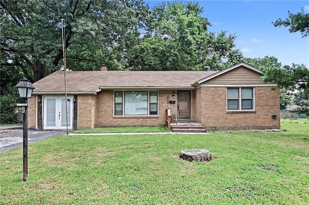 Photo of 2449 S 49th Terrace Kansas City KS 66106