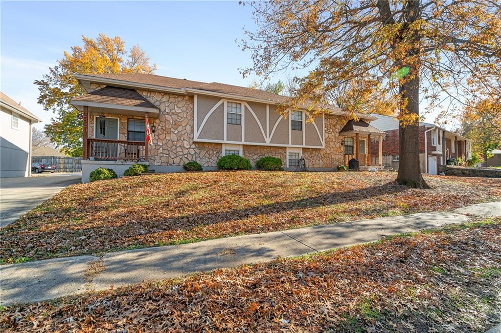Photo of 2829 Tepee Avenue Independence MO 64057