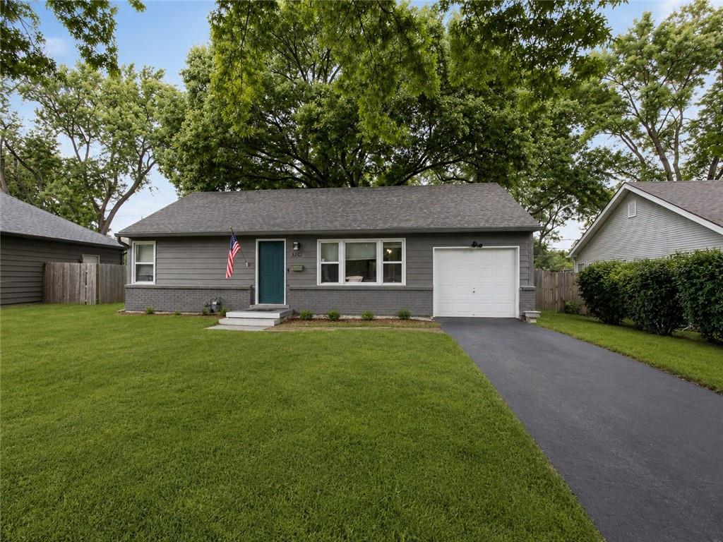 Photo of 3904 NE 52nd Terrace Kansas City MO 64119