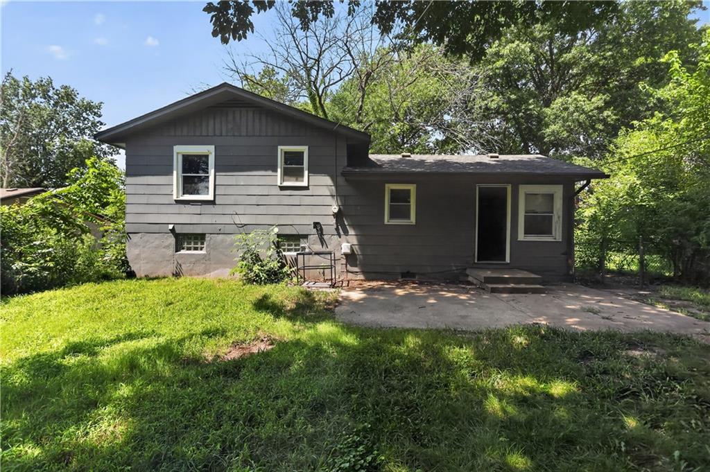 Photo of 4131 E Vineyard Road Kansas City MO 64130