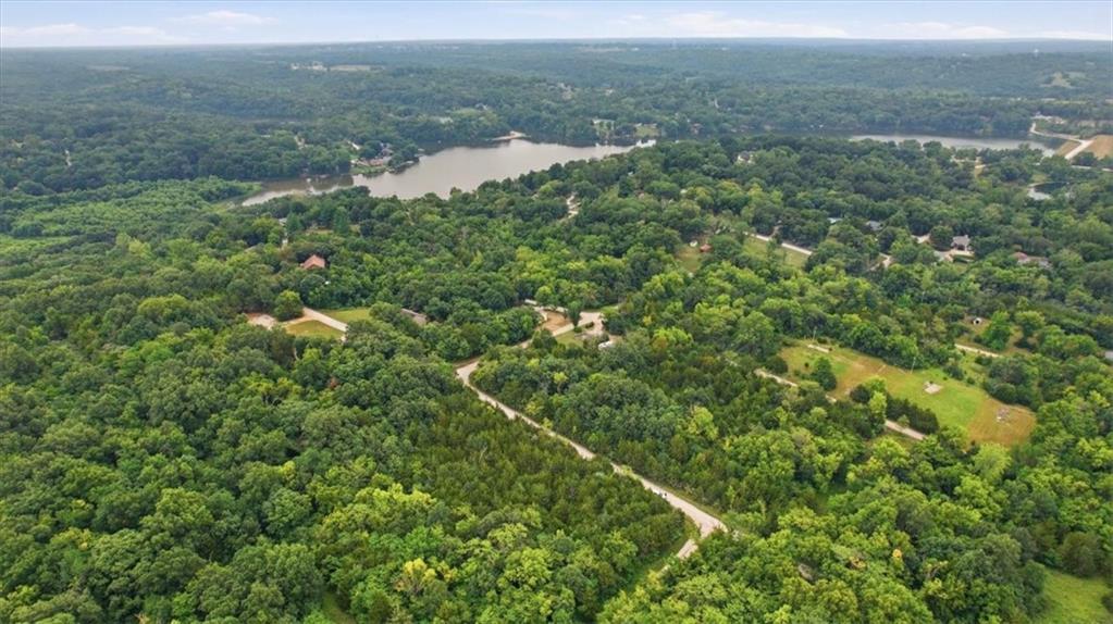 Photo of Mark Drive Crystal Lakes MO 64024