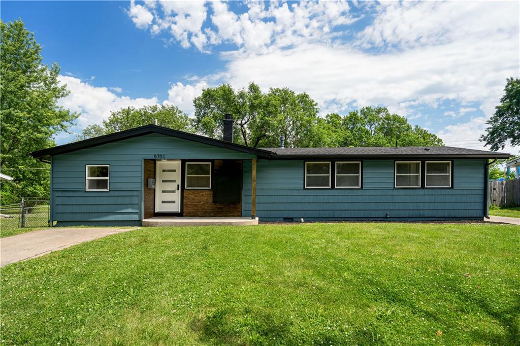 Photo of 5701 N Highland Avenue Gladstone MO 64118