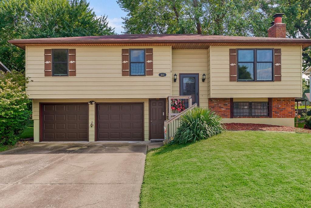 Photo of 611 Kenneth Lane Belton MO 64012