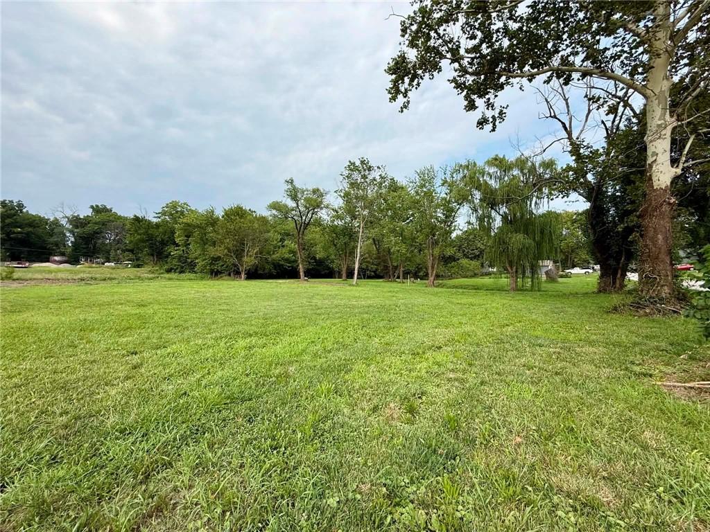 Photo of 108 & 204 E Cynthia Street McLouth KS 66054