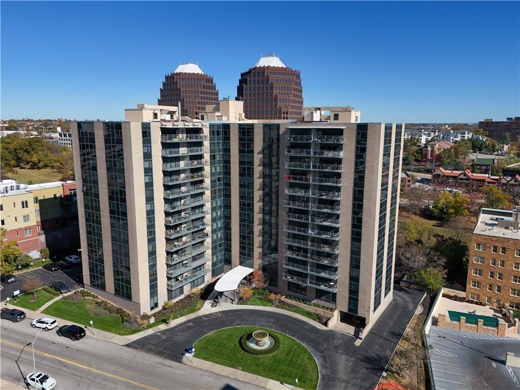 Photo of 4545 Wornall Road #310 Kansas City MO 64111