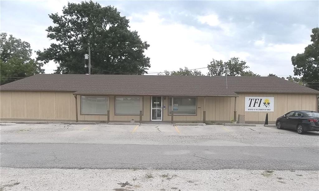 Photo of 501 N State Street Iola KS 66749