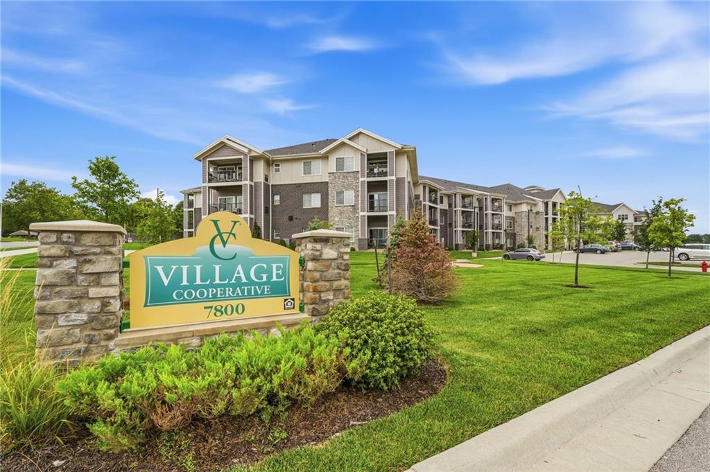 Photo of 7800 W 123rd Street #303 Overland Park KS 66213
