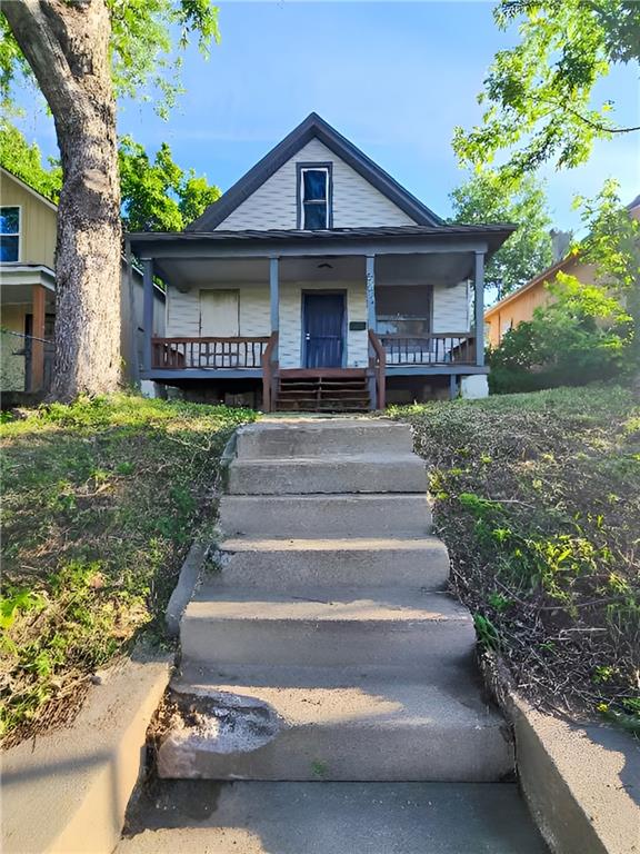 Photo of 5802 Thompson Avenue Kansas City MO 64123