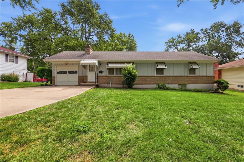 Photo of 500 23rd Street Blue Springs MO 64015