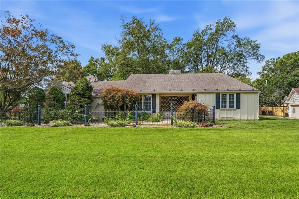 Photo of 11715 Markham Road Independence MO 64052