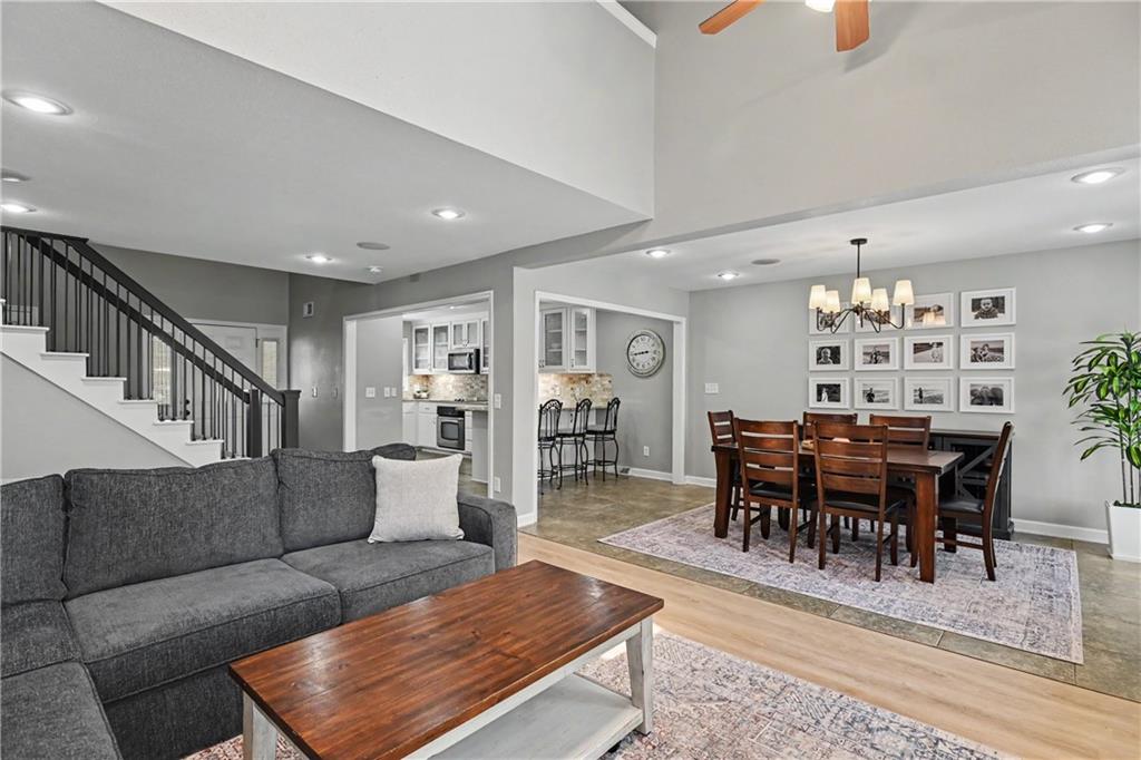 Photo of 221 Woodbridge Lane Kansas City MO 64145