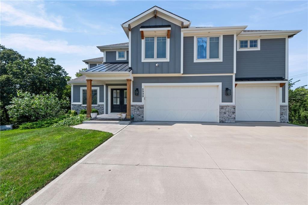 Photo of 5999 N Oak Creek Court Parkville MO 64152