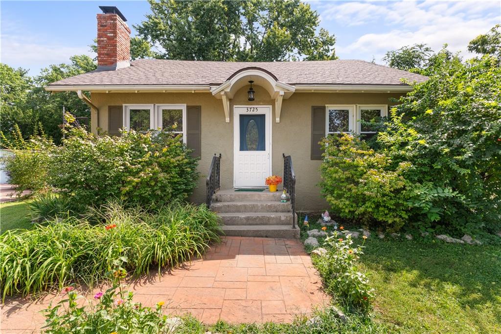 Photo of 3725 N Indiana Avenue Kansas City MO 64117
