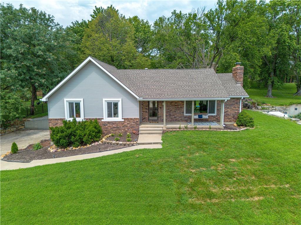 Photo of 1627 Alvamar Drive Lawrence KS 66047