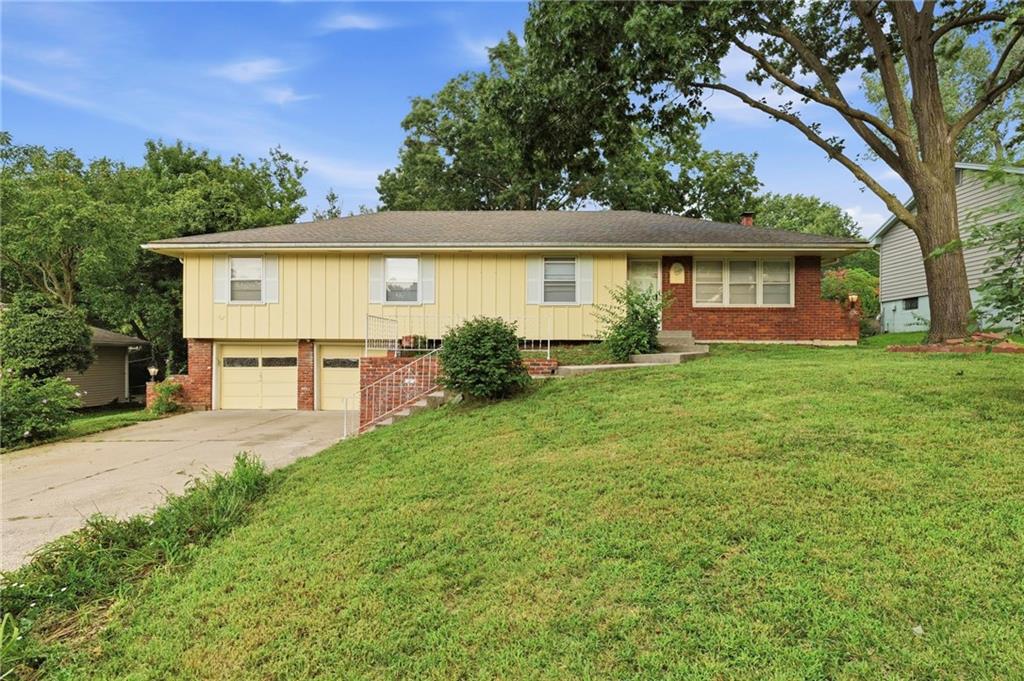 Photo of 10936 Myrtle Avenue Kansas City MO 64137