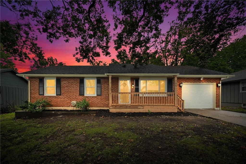 Photo of 705 NE Darwin Street Lee's Summit MO 64063