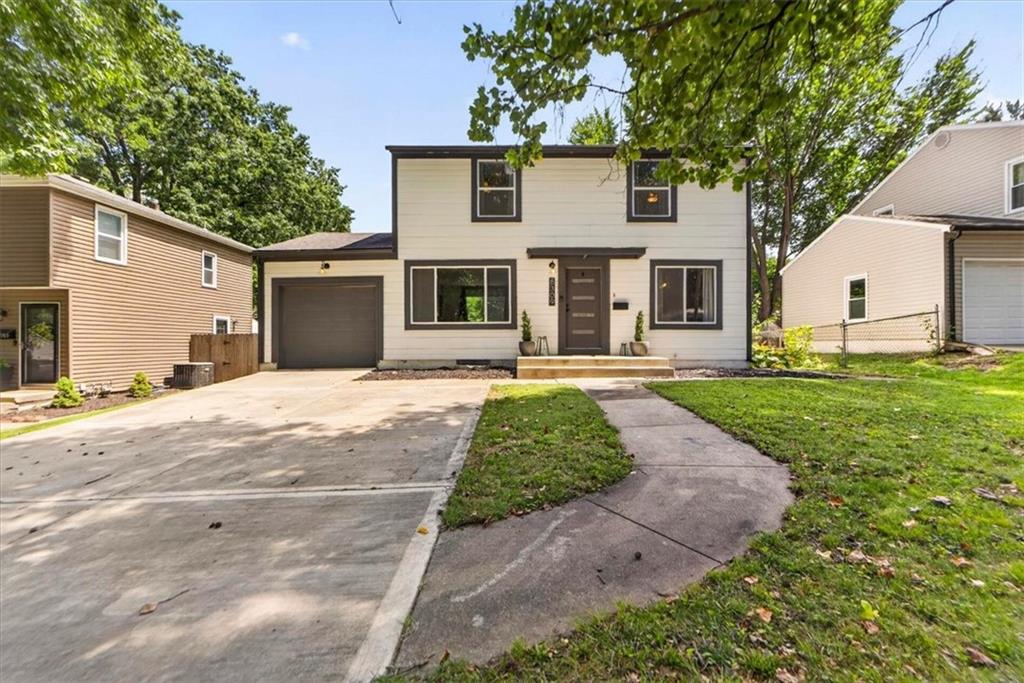 Photo of 8309 Jarboe Street Kansas City MO 64114