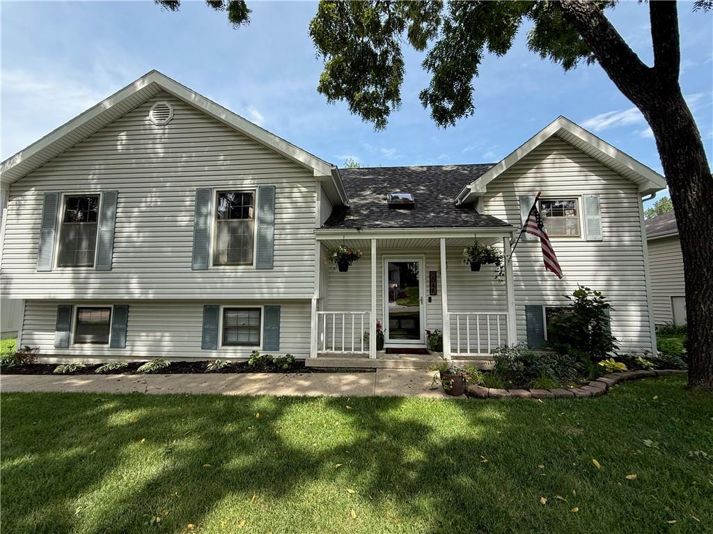 Photo of 2048 NE Concord Street Lee's Summit MO 64086