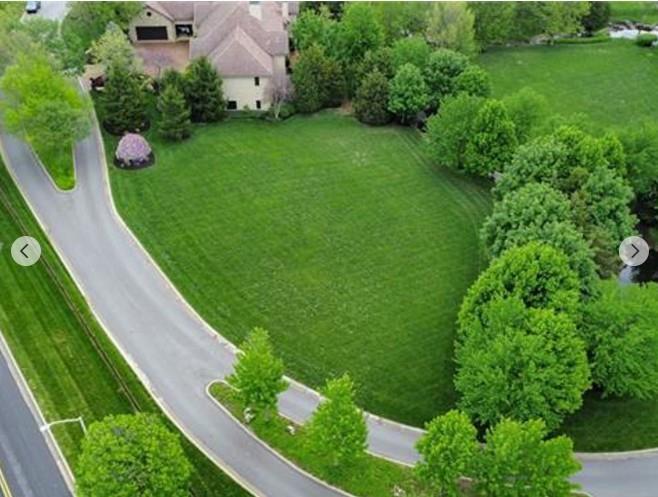 Photo of 8309 Maplewood Lane Lenexa KS 66215