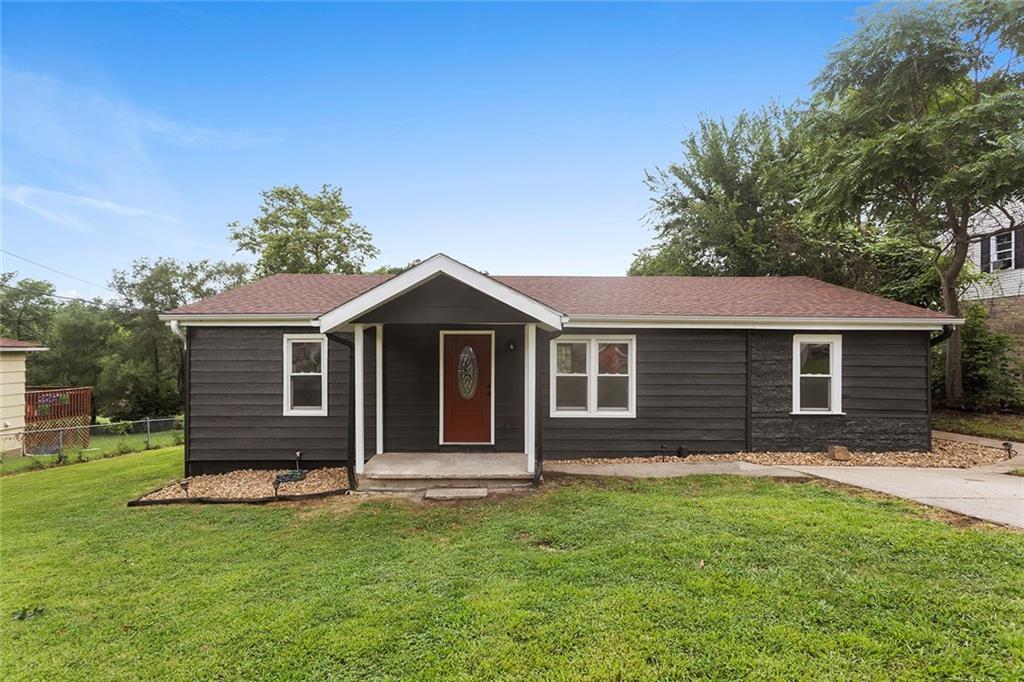 Photo of 3628 N Cypress Avenue Kansas City MO 64117