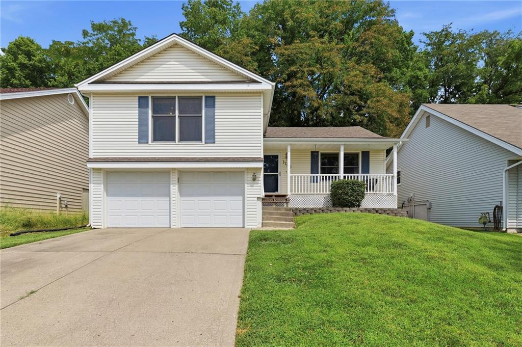 Photo of 1706 NW 63rd Terrace Kansas City MO 64118