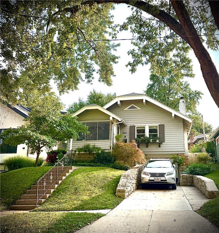 Photo of 4806 Westwood Road Kansas City MO 64112