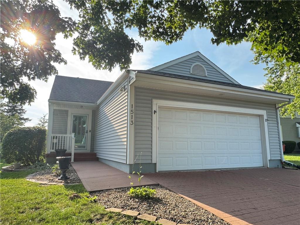 Photo of 1513 NW Primrose Lane Blue Springs MO 64015