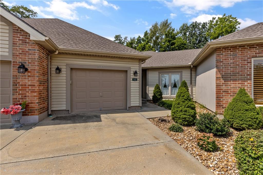 Photo of 7412 N Campbell Street Kansas City MO 64118
