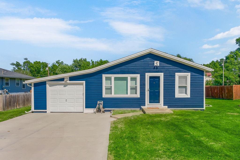 Photo of 308 N Washington Street Spring Hill KS 66083